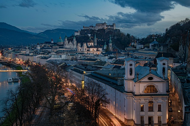 Pilates-Gruppe in Salzburg im Studio